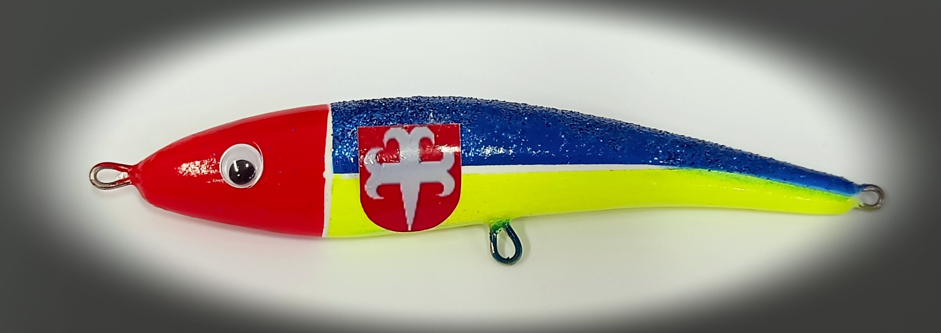  Taiteilija Seppo Suomensyrjän ideoima "Nasto-vaappu"